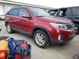 2015 Kia Sorento LX with VIN 5XYKTDA70FG614844, listed as a Copart auction lot 41897655 with Not Provided miles and Clean Title. Bid and sale history available at carsss.com. Image 4.
