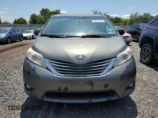 2011 Toyota Sienna XLE с VIN 5TDDK3DC9BS016604, выставлен на аукционе Copart как лот 59236145 с пробегом 372 585 миль миль и Чистый • Clean title. История ставок и продаж доступна на DreamBid. Изображение 5.