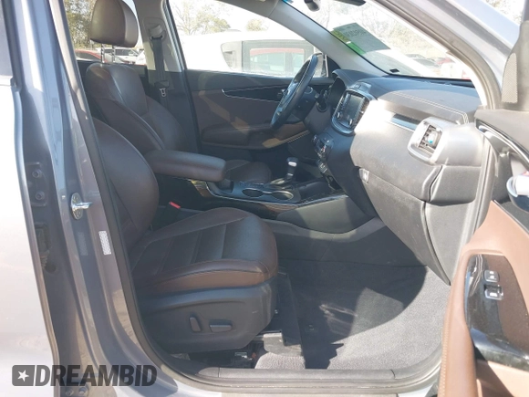 2020 Kia Sorento SX z VIN 5XYPKDA58LG686586, wystawiony jako IAAI lot #40502030 z przebiegiem 76 546 mil mil oraz . Historia ofert i sprzedaży dostępna na DreamBid. Obrazek 5.