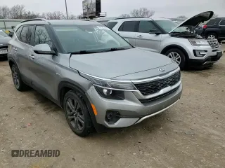 2021 Kia Seltos S z VIN KNDEUCAA3M7043327, wystawiony jako Copart lot #87032464 z przebiegiem 63 926 mil mil oraz Szkoda całkowita • Salvage title. Historia ofert i sprzedaży dostępna na DreamBid. Obrazek 12.