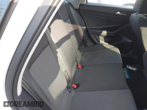 2020 Volkswagen Jetta S z VIN 3VWCB7BU1LM074767, wystawiony jako IAAI lot #41775551 z przebiegiem 65 037 mil mil oraz . Historia ofert i sprzedaży dostępna na DreamBid. Obrazek 8.