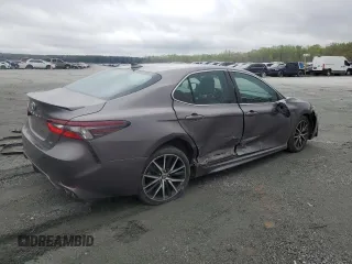 2021 Toyota Camry SE Nightshade with VIN 4T1G11AK3MU465772, listed as a Copart auction lot 51304515 with 62,216 mi miles and Salvage Title. Bid and sale history available at carsss.com. Image 3.