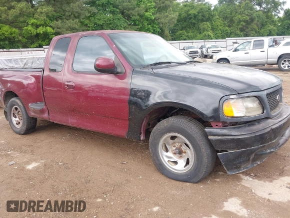 1998 Ford F-150 z VIN 1FTDX0766WKA08902, wystawiony jako IAAI lot #42095276 z przebiegiem 202 468 mil mil oraz . Historia ofert i sprzedaży dostępna na DreamBid. Obrazek 1.