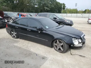 2008 Mercedes-Benz E 550 with VIN WDBUF90XX8B190325, listed as a Copart auction lot 71608824 with 96,962 mi miles and Clean Title. Bid and sale history available at carsss.com. Image 4.