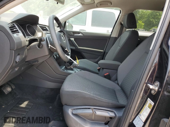2020 Volkswagen Tiguan S with VIN 3VV0B7AX4LM054502, listed as a Copart auction lot 59293785 with 37,704 mi miles and Salvage title. Bid and sale history available at DreamBid. Image 7.
