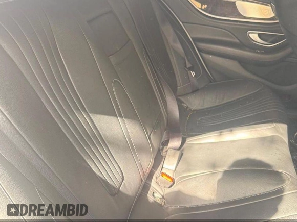 2019 Mercedes-Benz CLS with VIN WDD2J5JB0KA015104, listed as a IAAI auction lot 42108693 with 59,102 mi miles. Bid and sale history available at carsss.com. Image 8.