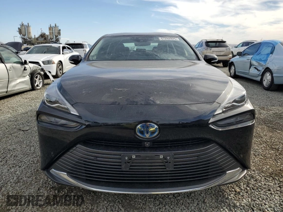 2021 Toyota Mirai XLE with VIN JTDAAAAA9MA003624, listed as a Copart auction lot 47292825 with 35,077 mi miles and Salvage Title. Bid and sale history available at carsss.com. Image 5.