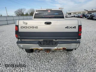 2001 Dodge 1500 z VIN 3B7HF13Z11G165621, wystawiony jako Copart lot #52585255 z przebiegiem 232 673 mil mil oraz Szkoda całkowita • Salvage title. Historia ofert i sprzedaży dostępna na DreamBid. Obrazek 6.