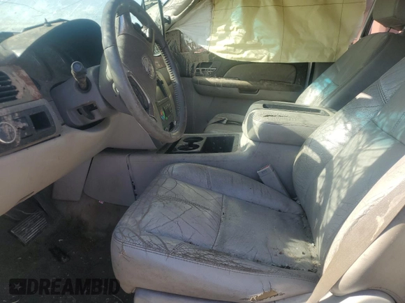 2007 GMC Yukon SLE with VIN 1GKFC13077R347998, listed as a Copart auction lot 48422815 with Not Provided miles and Salvage Title. Bid and sale history available at DreamBid. Image 7.