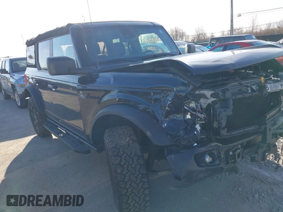 2022 Ford Bronco with VIN 1FMDE5BH9NLB25616, listed as a IAAI auction lot 41858725 with 34,162 mi miles. Bid and sale history available at carsss.com. Image 13.