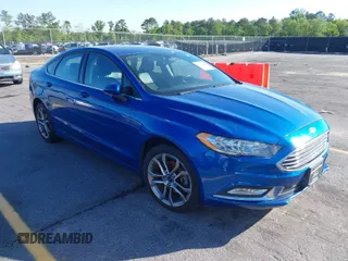 2017 Ford Fusion SE z VIN 3FA6P0HD8HR183713, wystawiony jako IAAI lot #41882358 z przebiegiem 106 337 mil mil oraz . Historia ofert i sprzedaży dostępna na DreamBid. Obrazek 1.
