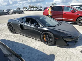 2018 McLaren 570S z VIN SBM13DAA6JW005283, wystawiony jako Copart lot #78213344 z przebiegiem Nie podano mil oraz Nie do naprawy. Historia ofert i sprzedaży dostępna na DreamBid. Obrazek 4.