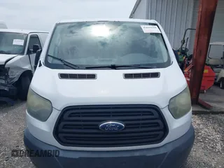 2016 Ford Transit Cargo z VIN 1FTYE1YM5GKB08601, wystawiony jako IAAI lot #42615650 z przebiegiem 275 441 mil mil oraz . Historia ofert i sprzedaży dostępna na DreamBid. Obrazek 12.