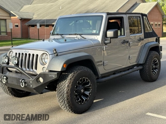 2014 Jeep Wrangler Unlimited Sport with VIN 1C4BJWDG0EL192509, listed as a Copart auction lot 54269205 with 50,701 mi miles and Clean Title. Bid and sale history available at carsss.com. Image 2.