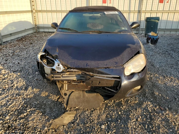 2004 Chrysler Sebring LXi with VIN 1C3EL55R84N244638, listed as a Copart auction lot 48477315 with 141,394 mi miles and Salvage Title. Bid and sale history available at carsss.com. Image 5.