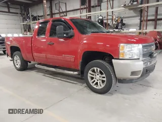 2012 Chevrolet Silverado 1500 LT with VIN 1GCRKSE79CZ259900, listed as a IAAI auction lot 41973761 with 281,501 mi miles. Bid and sale history available at carsss.com. Image 1.