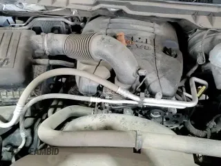 2018 Ram 1500 Tradesman z VIN 1C6RR7FT5JS281958, wystawiony jako Copart lot #86096385 z przebiegiem 119 010 mil mil oraz Czysty tytuł • Clean title. Historia ofert i sprzedaży dostępna na DreamBid. Obrazek 14.