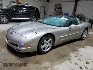 1998 Chevrolet Corvette with VIN 1G1YY22G7W5123221, listed as a Copart auction lot 48003225 with 159,173 mi miles and Clean Title. Bid and sale history available at carsss.com. Image 1.