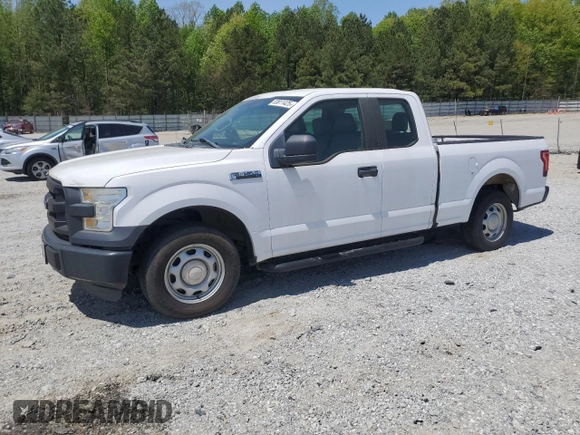 2015 Ford F-150 XL with VIN 1FTEX1C85FKD74268, listed as a Copart auction lot 53811425 with 320,492 mi miles and Clean Title. Bid and sale history available at carsss.com. Image 1.