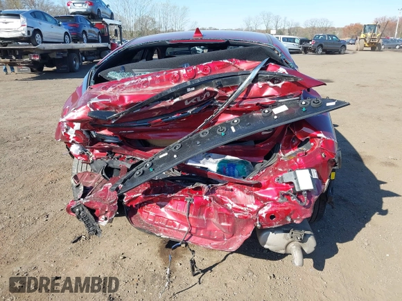 2022 Kia K5 GT-Line z VIN 5XXG64J22NG150511, wystawiony jako IAAI lot #42062735 z przebiegiem 32 223 mil mil oraz . Historia ofert i sprzedaży dostępna na DreamBid. Obrazek 16.