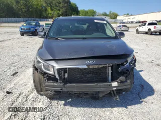 2017 Kia Sedona LX with VIN KNDMB5C12H6283197, listed as a Copart auction lot 53257325 with 140,440 mi miles and Salvage Title. Bid and sale history available at DreamBid. Image 5.