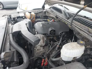 2005 Chevrolet Tahoe Z71 с VIN 1GNEC13T45R250618, выставлен на аукционе IAAI как лот 42678169 с пробегом 273 810 миль миль и . История ставок и продаж доступна на DreamBid. Изображение 6.