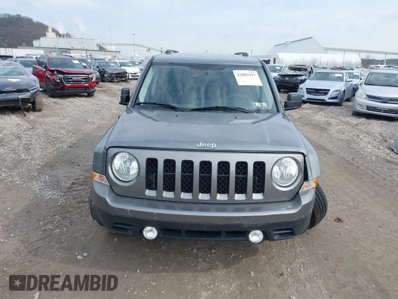 2012 Jeep Patriot Sport with VIN 1C4NJRBB1CD621282, listed as a IAAI auction lot 42005917 with 54,023 mi miles. Bid and sale history available at carsss.com. Image 12.