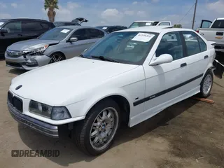1998 BMW M3 with VIN WBSCD9329WEE07762, listed as a IAAI auction lot 42239221 with Not provided miles and . Bid and sale history available at DreamBid. Image 18.