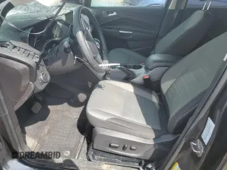 2016 Ford Escape SE z VIN 1FMCU9GX0GUC25252, wystawiony jako Copart lot #51181165 z przebiegiem 76 653 mil mil oraz Szkody całkowita. Historia ofert i sprzedaży dostępna na DreamBid. Obrazek 7.