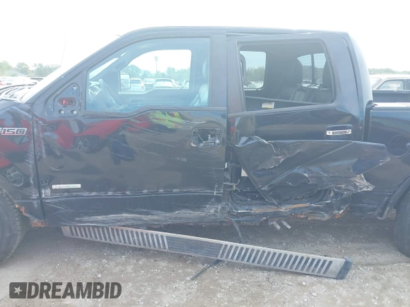 2011 Ford F-150 XLT with VIN 1FTFW1ET3BFC15177, listed as a IAAI auction lot 40412307 with 156,183 mi miles. Bid and sale history available at carsss.com. Image 6.