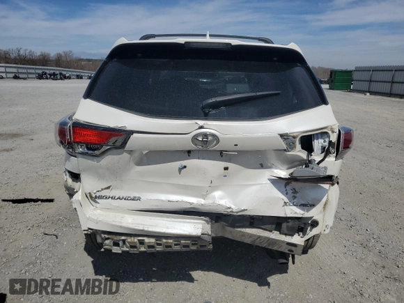 2015 Toyota Highlander XLE z VIN 5TDJKRFH4FS121555, wystawiony jako Copart lot #49957815 z przebiegiem 159 268 mil mil oraz Szkoda całkowita • Salvage title. Historia ofert i sprzedaży dostępna na DreamBid. Obrazek 6.