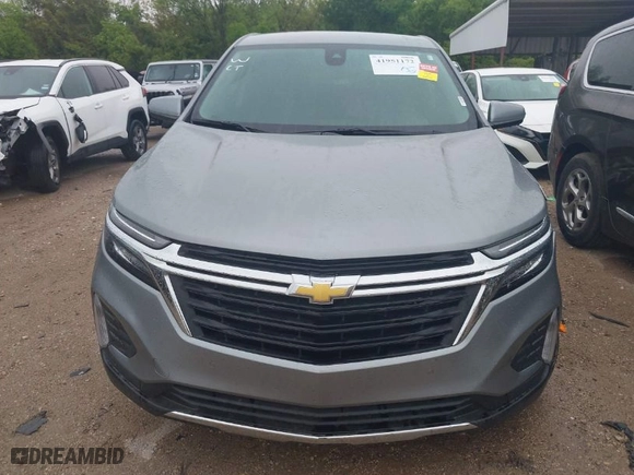 2024 Chevrolet Equinox LT with VIN 3GNAXKEG7RL317847, listed as a IAAI auction lot 41951172 with 15,877 mi miles. Bid and sale history available at carsss.com. Image 12.