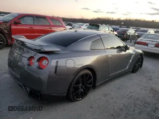 2016 Nissan GT-R Premium z VIN JN1AR5EFXGM290743, wystawiony jako Copart lot #79839874 z przebiegiem 34 358 mil mil oraz Szkoda całkowita • Salvage title. Historia ofert i sprzedaży dostępna na DreamBid. Obrazek 3.
