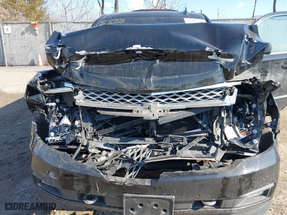 2019 Chevrolet Tahoe LT with VIN 1GNSKBKC9KR336743, listed as a IAAI auction lot 41445798 with 92,274 mi miles. Bid and sale history available at carsss.com. Image 6.
