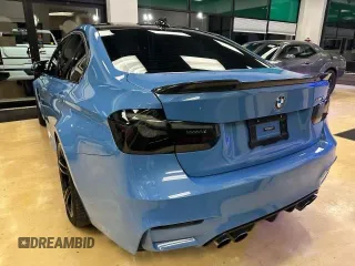 2015 BMW M3 z VIN WBS3C9C52FJ276370, wystawiony jako Copart lot #45783445 z przebiegiem 39 813 mil mil oraz Czysty tytuł • Clean title. Historia ofert i sprzedaży dostępna na DreamBid. Obrazek 3.