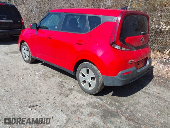 2020 Kia Soul X-Line with VIN KNDJ23AU5L7722321, listed as a IAAI auction lot 41877648 with 20,124 mi miles. Bid and sale history available at carsss.com. Image 3.