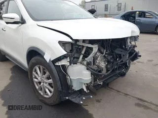 2018 Nissan Rogue SV with VIN KNMAT2MT7JP593232, listed as a IAAI auction lot 42141416 with 34,373 mi miles and . Bid and sale history available at carsss.com. Image 19.