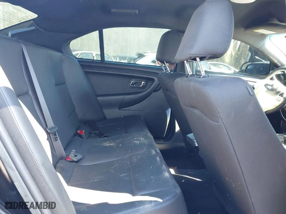 2018 Ford Police Interceptor Sedan with VIN 1FAHP2MK6JG104397, listed as a IAAI auction lot 41630443 with 86,257 mi miles. Bid and sale history available at carsss.com. Image 8.