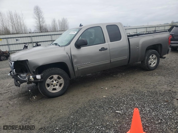 2009 Chevrolet Silverado 1500 Work Truck with VIN 1GCEK19C69Z214938, listed as a Copart auction lot 84457454 with 156,114 mi miles and Salvage Title. Bid and sale history available at carsss.com. Image 1.