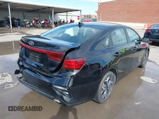 2019 Kia Forte LXS with VIN 3KPF24AD1KE068184, listed as a IAAI auction lot 41470017 with 55,326 mi miles. Bid and sale history available at carsss.com. Image 4.