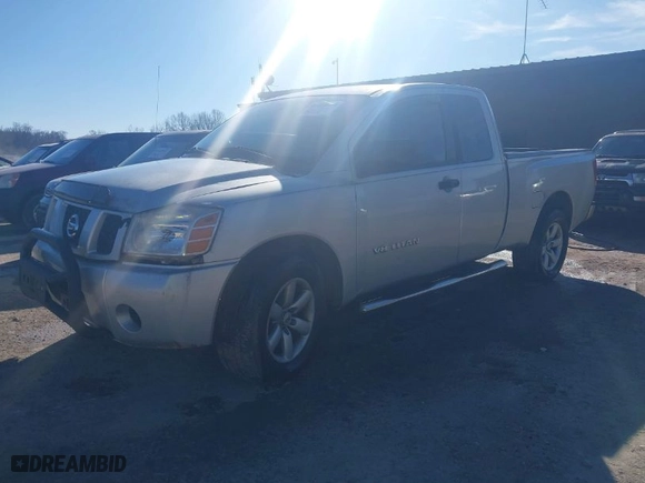 2006 Nissan Titan SE with VIN 1N6BA06A36N545818, listed as a IAAI auction lot 41618629 with 157,620 mi miles. Bid and sale history available at carsss.com. Image 2.