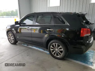 2013 Kia Sorento SX z VIN 5XYKWDA23DG369367, wystawiony jako Copart lot #57721075 z przebiegiem 133 560 mil mil oraz Szkoda całkowita • Salvage title. Historia ofert i sprzedaży dostępna na DreamBid. Obrazek 2.