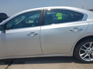2014 Nissan Maxima SV with VIN 1N4AA5AP5EC464620, listed as a IAAI auction lot 42267412 with 147,129 mi miles and . Bid and sale history available at DreamBid. Image 14.