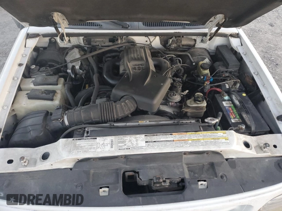 2000 Ford Explorer XLS z VIN 1FMZU72E9YZA98820, wystawiony jako Copart lot #87409634 z przebiegiem 190 297 mil mil oraz Czysty tytuł • Clean title. Historia ofert i sprzedaży dostępna na DreamBid. Obrazek 13.