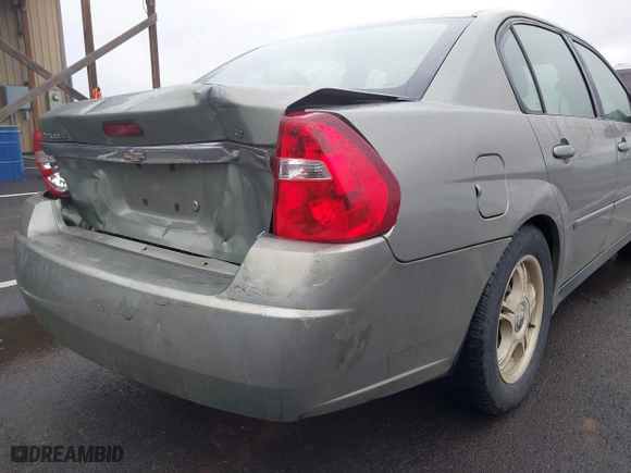 2006 Chevrolet Malibu LT w/0LT with VIN 1G1ZT51F06F212054, listed as a IAAI auction lot 41473761 with 152,198 mi miles. Bid and sale history available at carsss.com. Image 12.