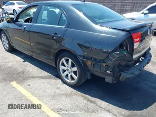 2010 Mercury Milan Premier with VIN 3MEHM0JA5AR654202, listed as a IAAI auction lot 42673191 with 90,423 mi miles and . Bid and sale history available at DreamBid. Image 3.