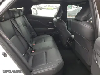 2025 Toyota Crown XLE with VIN JTDAAAAF4S3032316, listed as a Copart auction lot 82664244 with 3,598 mi miles and Salvage Title. Bid and sale history available at carsss.com. Image 10.