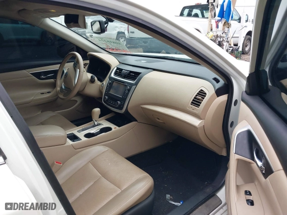 2017 Nissan Altima 2.5 SR with VIN 1N4AL3AP7HC120659, listed as a IAAI auction lot 40816224 with 131,721 mi miles. Bid and sale history available at carsss.com. Image 5.