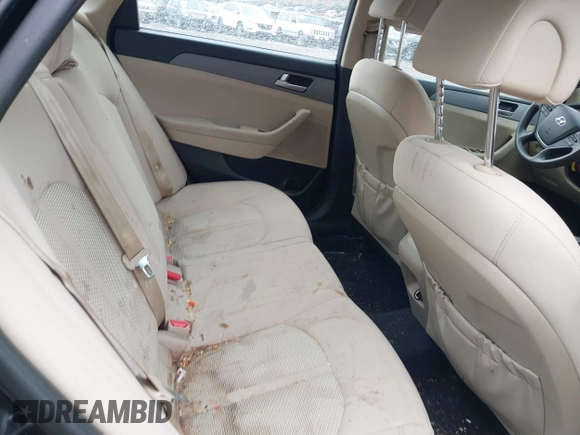2017 Hyundai Sonata 2.4L z VIN 5NPE24AF2HH483323, wystawiony jako IAAI lot #42322738 z przebiegiem 144 607 mil mil oraz . Historia ofert i sprzedaży dostępna na DreamBid. Obrazek 8.