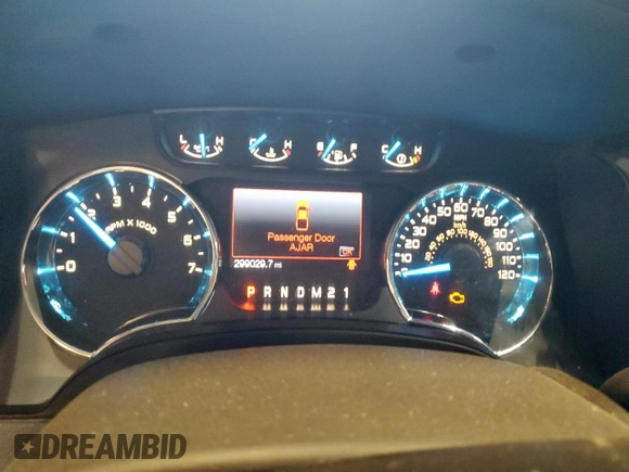 2014 Ford F-150 XL with VIN 1FTFW1CF5EKF05266, listed as a Copart auction lot 60716595 with 299,029 mi miles and Clean title. Bid and sale history available at DreamBid. Image 9.